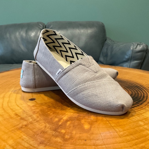 Women’s TOMS Alpargata Light Gray Heritage Canvas NWOT Size 8 - Picture 1 of 11